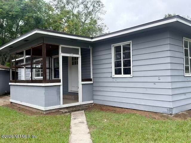 1098 Detroit St, Jacksonville, FL 32254