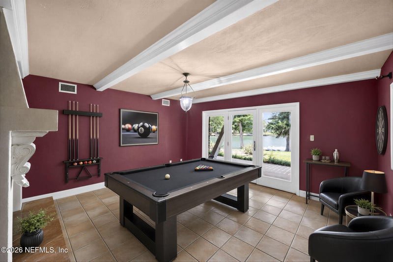 1099 Lake Asbury Dr, Green Cove Springs, FL 32043