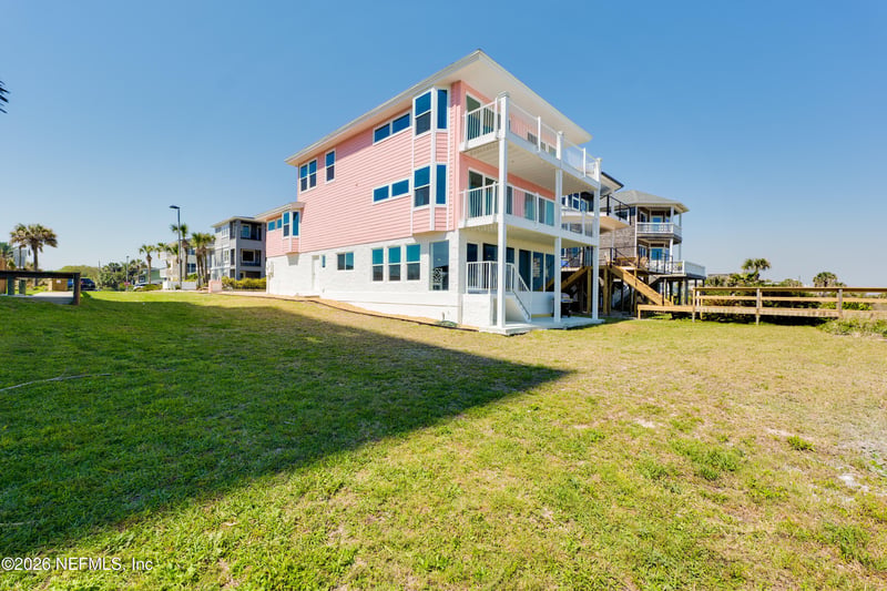 11 19th Ave N, Jacksonville Beach, FL 32250