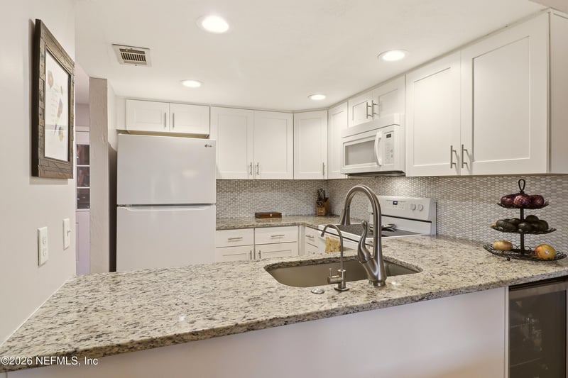 11 Dondanville Rd #9, St Augustine Beach, FL 32080