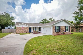 1102 Meadow Dr, Orange Park, FL 32065
