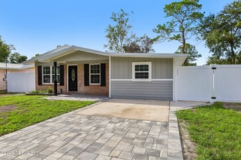 1102 Walnut St, Green Cove Springs, FL 32043
