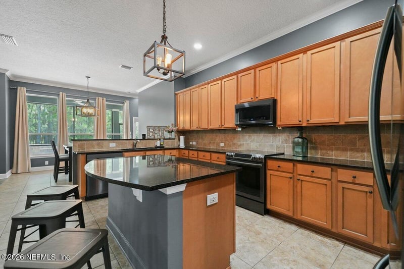 1103 Southern Hills Dr, Orange Park, FL 32065