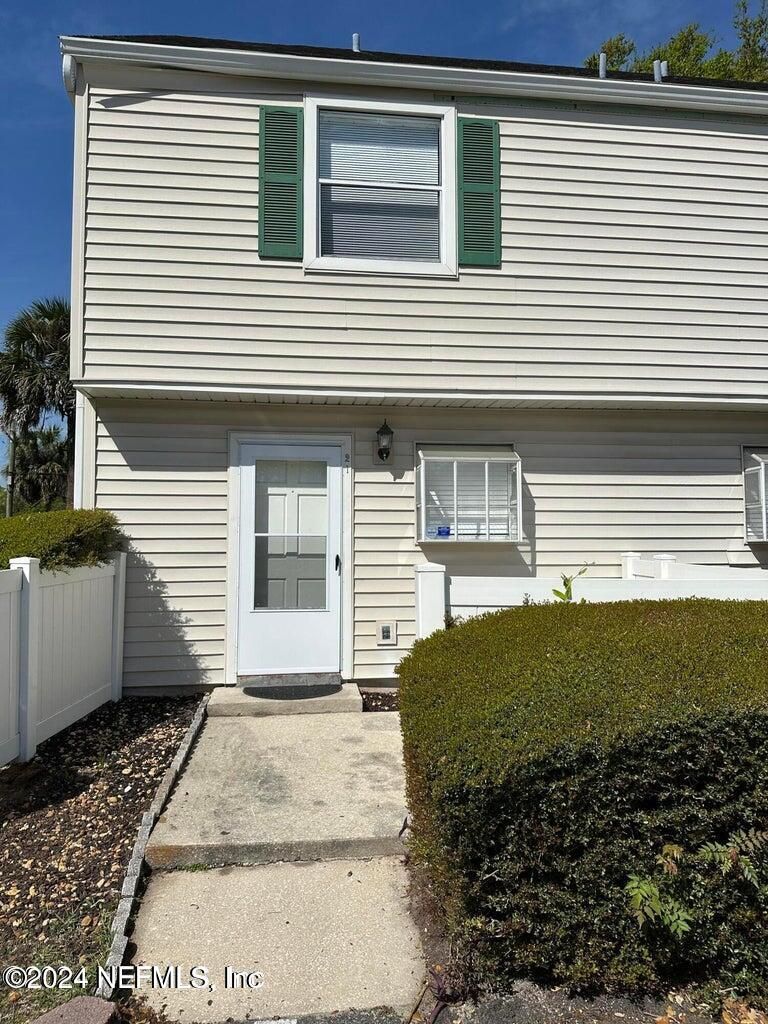 111 E 1st St #21, Jacksonville, FL 32206