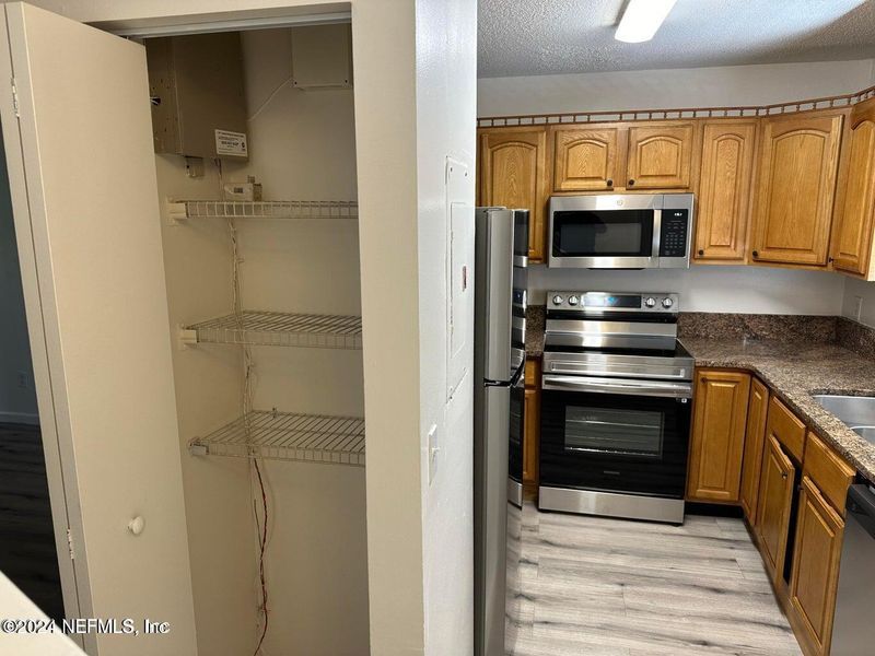 111 E 1st St #21, Jacksonville, FL 32206