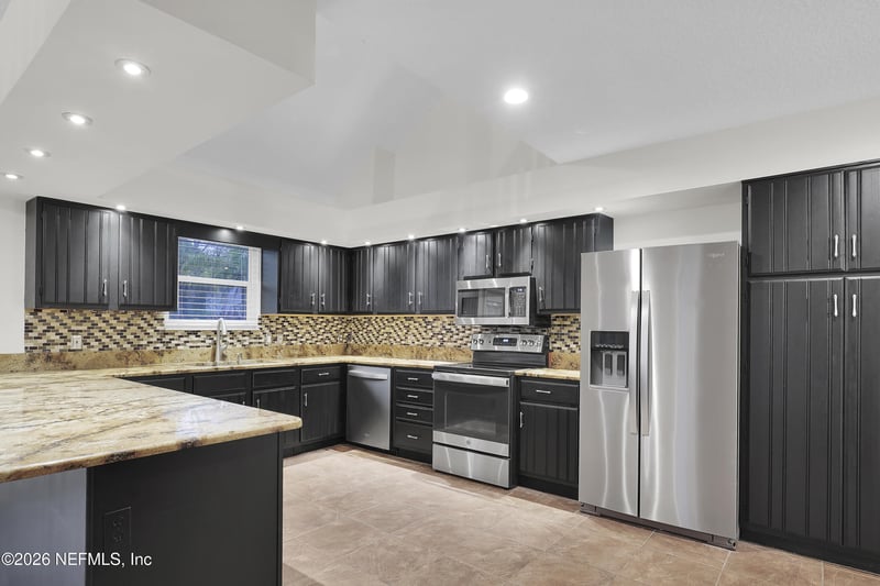 1110 Ruth Ave, Jacksonville Beach, FL 32250