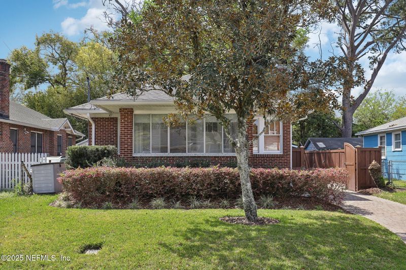 1110 Willow Branch Ave, Jacksonville, FL 32205