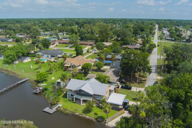 11100 Emuness Rd, Jacksonville, FL 32218