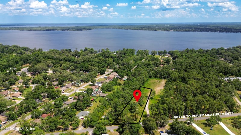 1111 Crown Ct, Orange Park, FL 32073