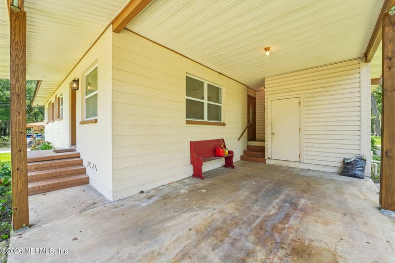 1112 Baisden Rd, Jacksonville, FL 32218