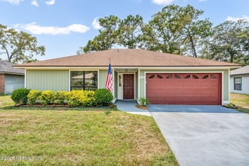 1112 Dorwinion Dr, Jacksonville, FL 32225