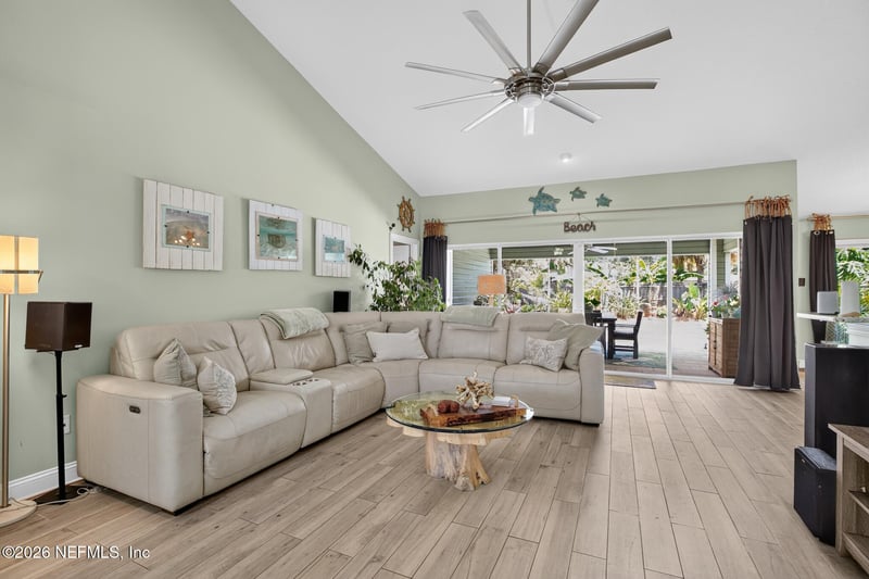 1115 Palm Cir, Jacksonville Beach, FL 32250