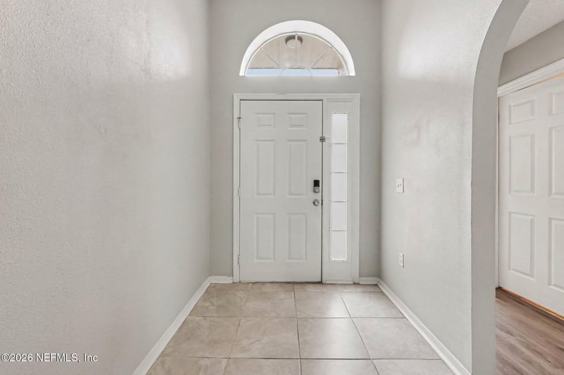 11157 Wyndham Hollow Ln, Jacksonville, FL 32246
