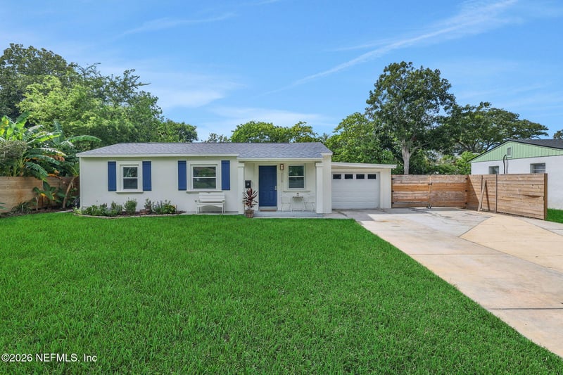 1116 7th St N, Jacksonville Beach, FL 32250