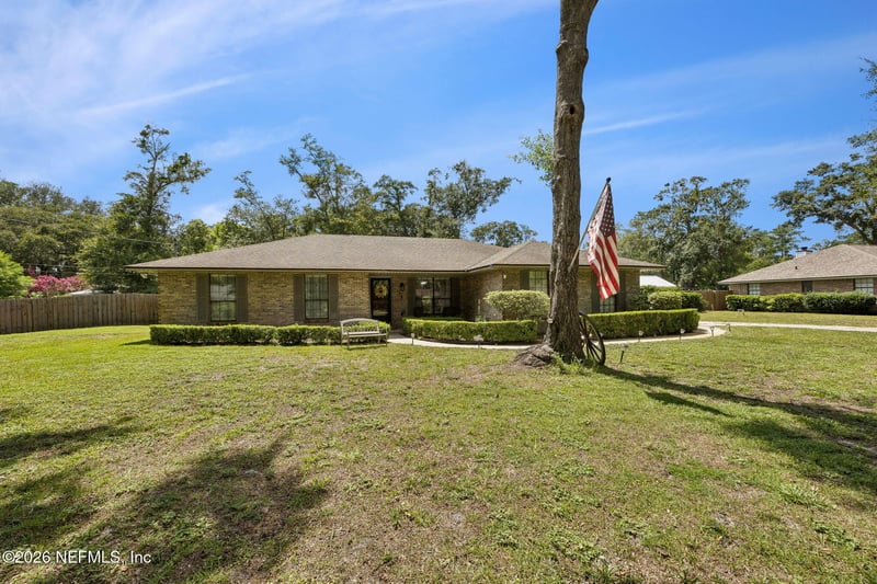 11166 Woodelm Dr E, Jacksonville, FL 32218