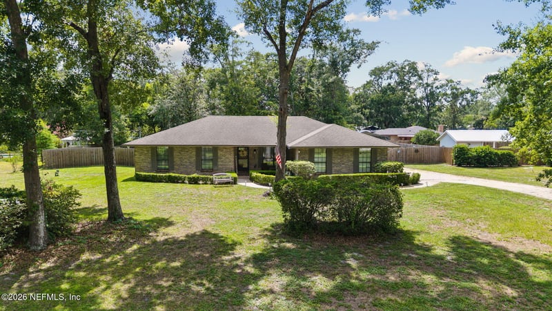 11166 Woodelm Dr E, Jacksonville, FL 32218