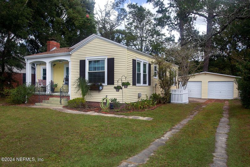 1117 Old Hickory Rd, Jacksonville, FL 32207