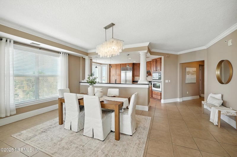 112 5th Ave S #402, Jacksonville Beach, FL 32250