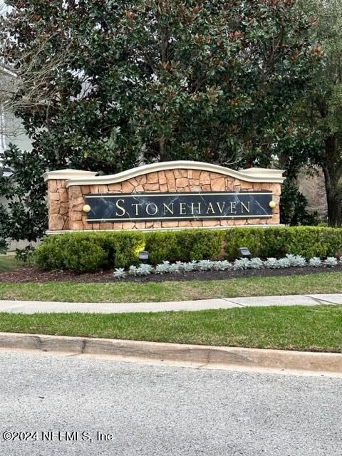 112 Leese Dr, St Johns, FL 32259