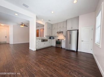 11215 Martin Lakes Dr N, Jacksonville, FL 32220