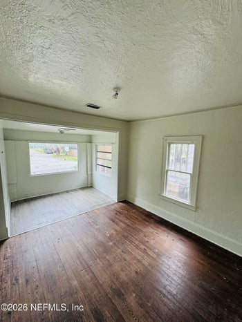 1122 E 1st St, Jacksonville, FL 32206