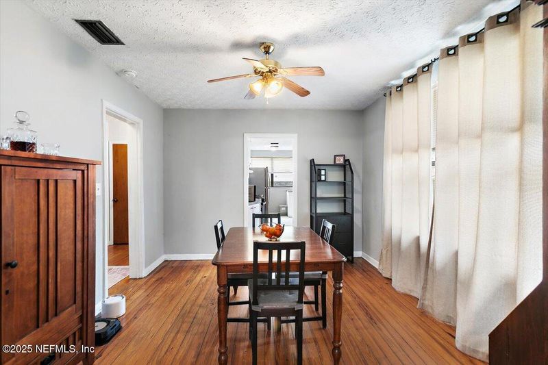 1122 N Durkee Dr, Jacksonville, FL 32209