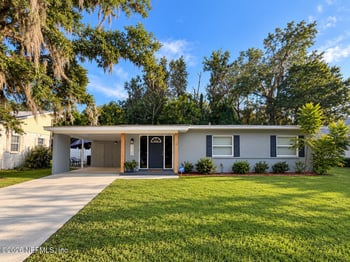 1122 W Pratt St, Starke, FL 32091