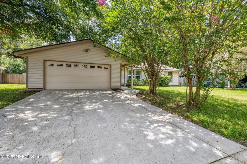 11236 Losco Junction Dr S, Jacksonville, FL 32257