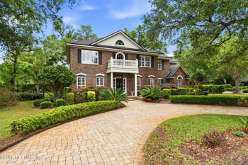 1124 Victory Lake Dr, Jacksonville, FL 32221