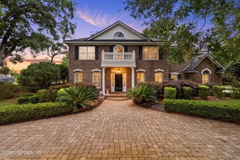 1124 Victory Lake Dr, Jacksonville, FL 32221