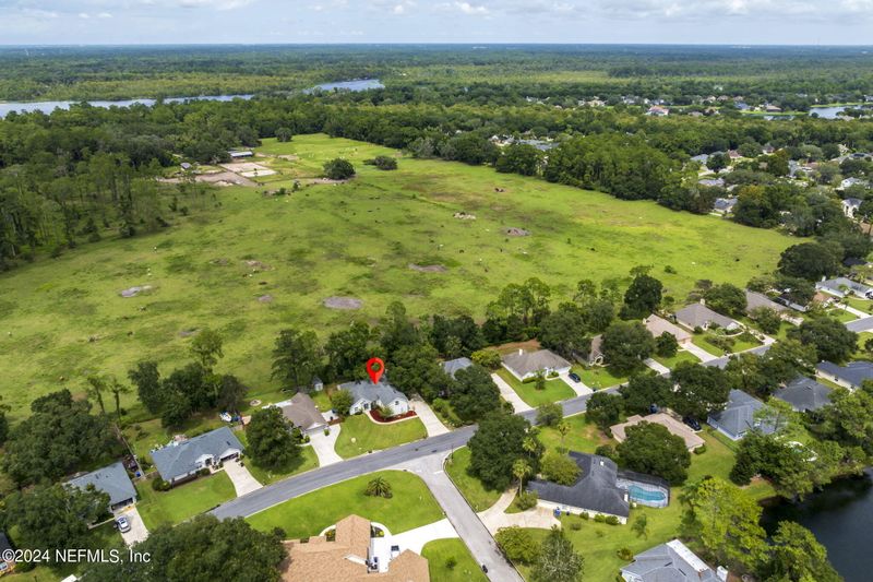 1125 Lake Parke Dr, St Johns, FL 32259