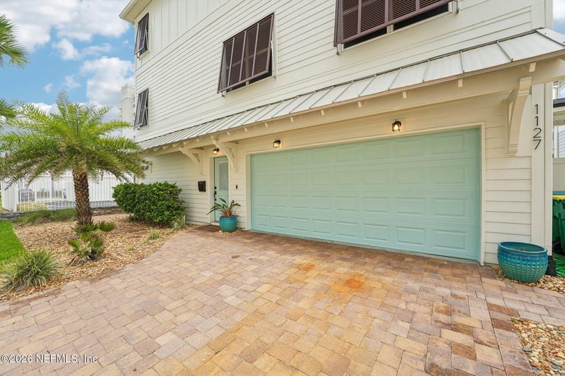 1127 1st St N, Jacksonville Beach, FL 32250