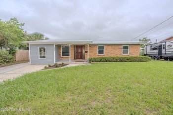 11272 Avery Dr, Jacksonville, FL 32218