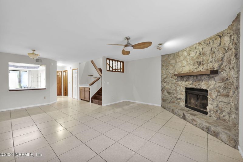 11279 Windtree Dr E, Jacksonville, FL 32257