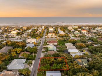 113 C St, St Augustine, FL 32080