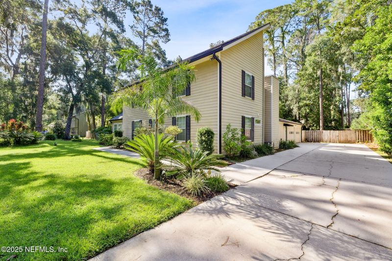 1130 Natures Hammock Rd N, St Johns, FL 32259