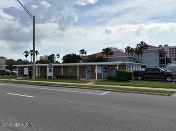 1131 3rd St N, Jacksonville Beach, FL 32250