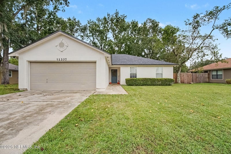 11337 Salt Pond Dr E, Jacksonville, FL 32219