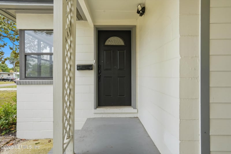 1138 Halifax Rd, Jacksonville, FL 32216