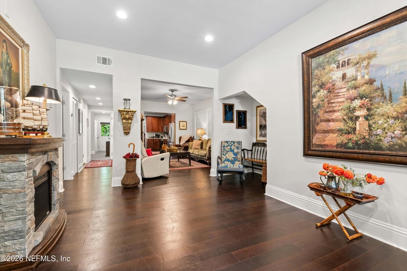1138 Walnut St, Jacksonville, FL 32206