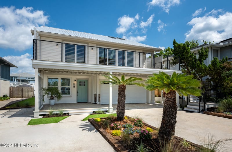 114 Hopkins St, Neptune Beach, FL 32266