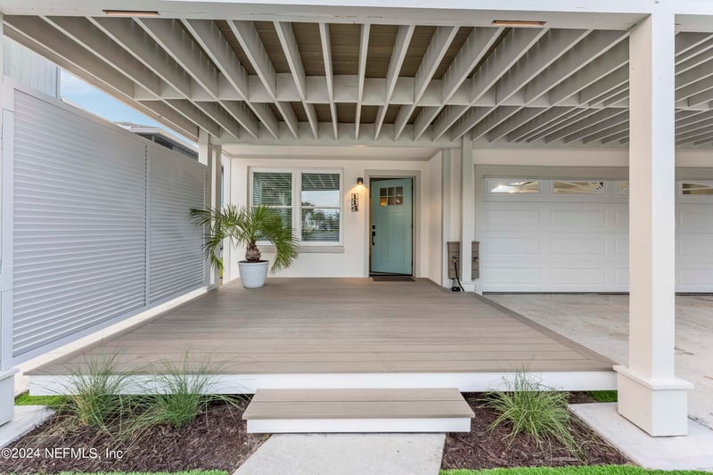 114 Hopkins St, Neptune Beach, FL 32266