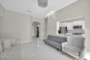 11407 Deep Springs Dr S, Jacksonville, FL 32219