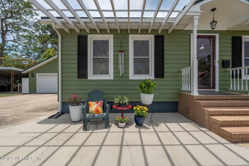 1142 Wolfe St, Jacksonville, FL 32205