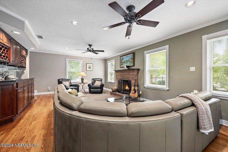 1144 Vale Orchard Ln, Jacksonville, FL 32207