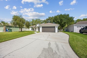 11442 Courtney Waters Ln, Jacksonville, FL 32258