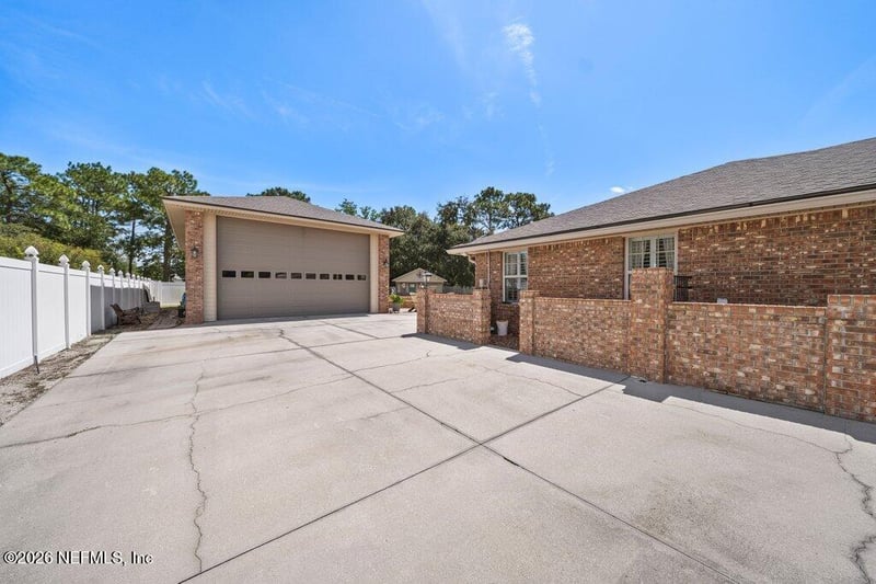 1147 Pebble Ridge Dr, Jacksonville, FL 32220