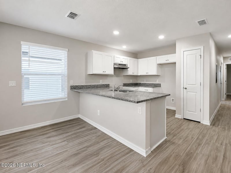 11470 Oakfield Ct, Jacksonville, FL 32258