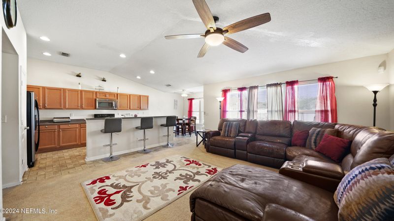 11503 Spring Board Dr, Jacksonville, FL 32218