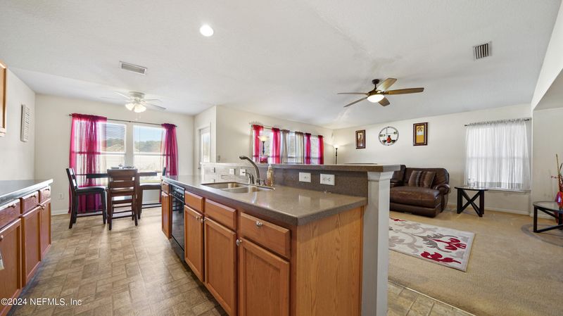 11503 Spring Board Dr, Jacksonville, FL 32218